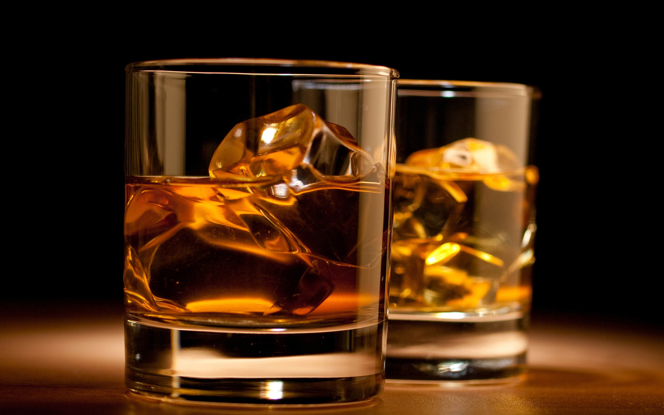 whisky-glass-wallpaper-2